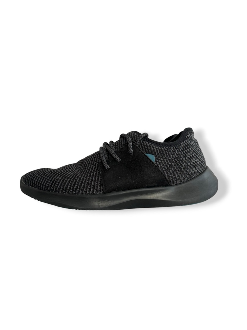Vessi Everyday Classic Waterproof Sneakers in Black Womens Size 9